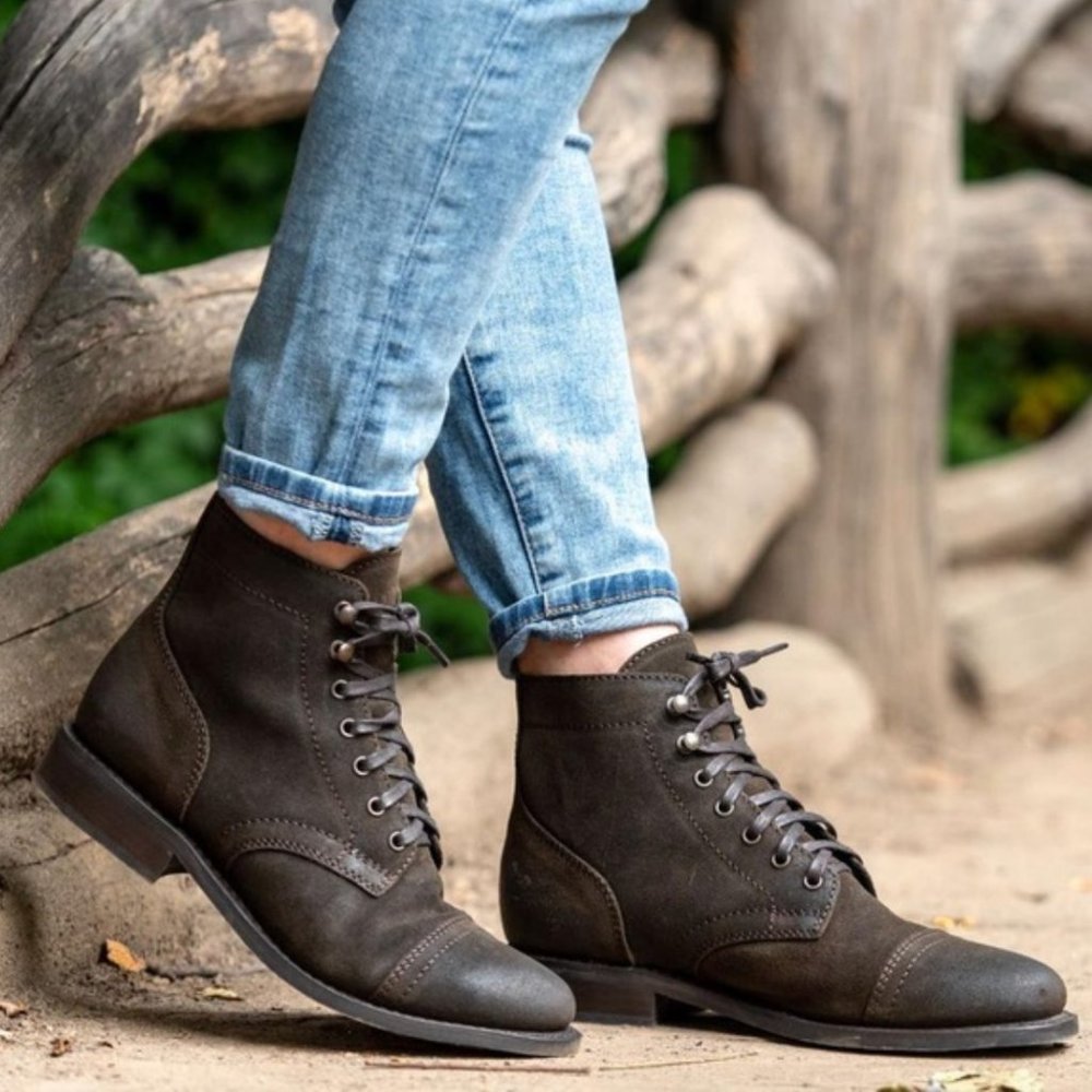 NWOB Thursday Boots Olive Suede Captains